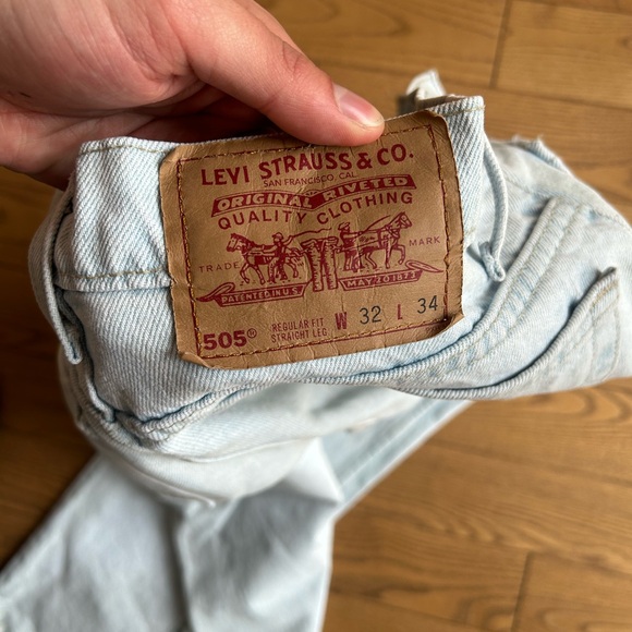 Vintage Levi’s 505 Denim Jeans - Picture 2 of 2